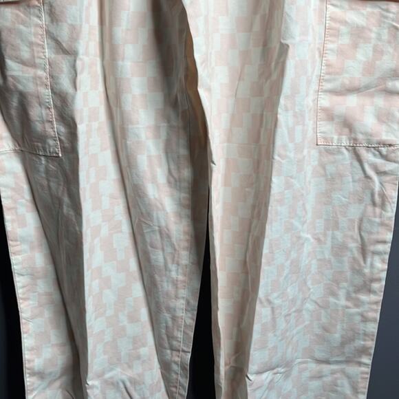 BP Pink and White Checkered High Waisted Cargo Pants Size Small - Picture 3 of 11
